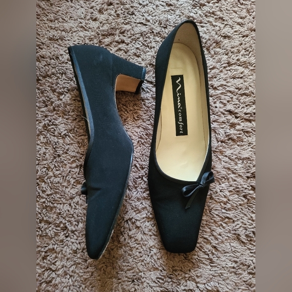 Shoes - Picture 1 of 5